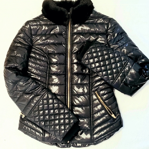 GUESS Women's Black Quilted Puffer Jacket - Picture 2 of 9